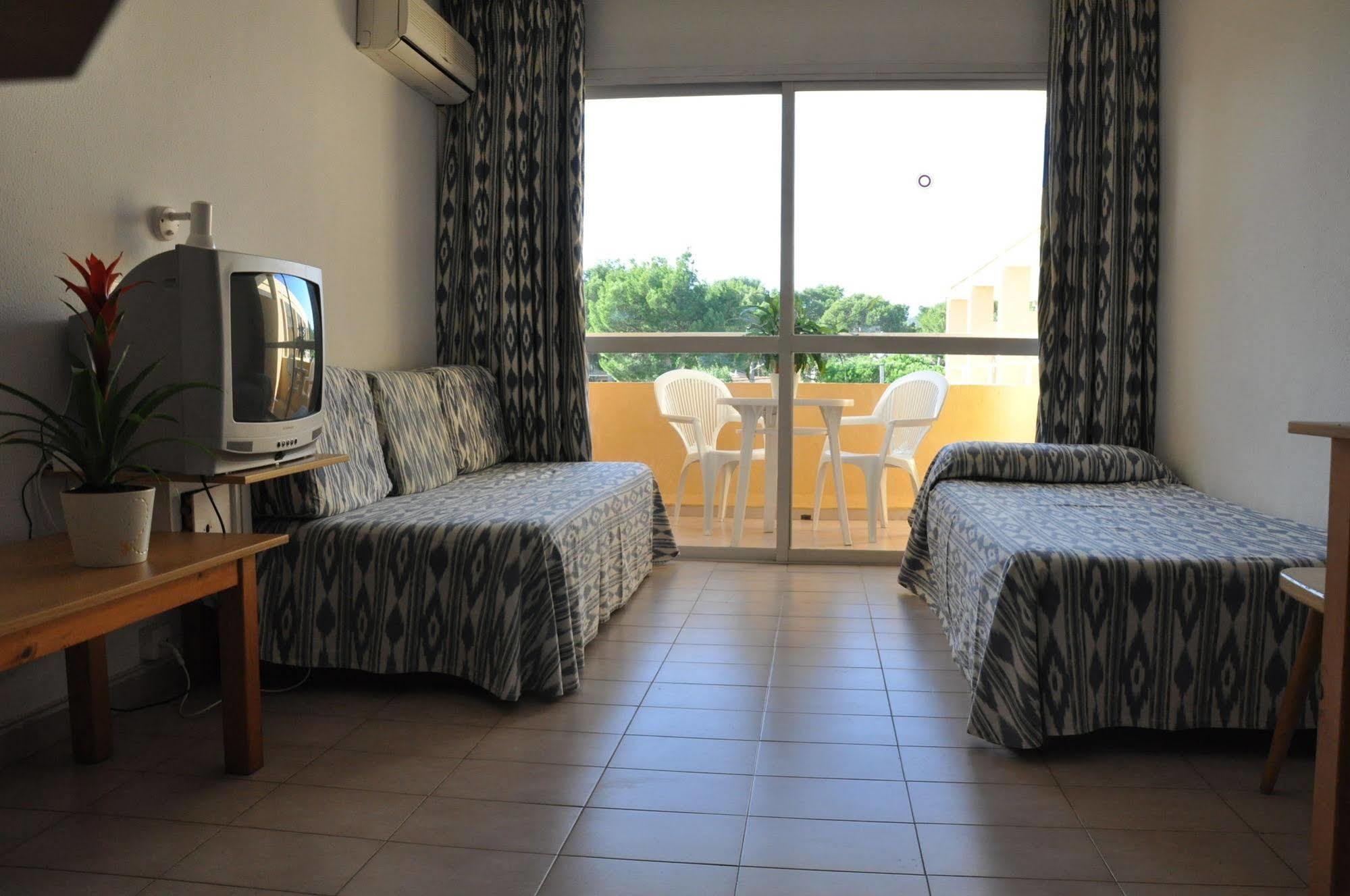 Palmanova Alper Apartments Mallorca מראה חיצוני תמונה